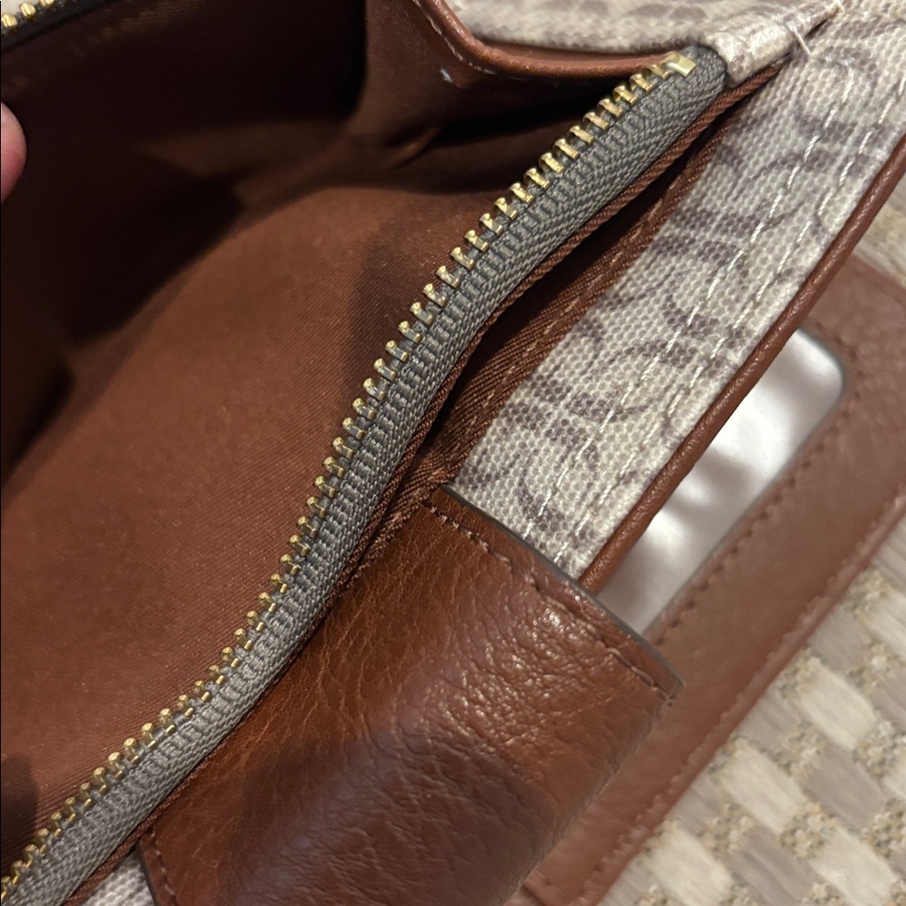 Fossil Wallet - Picture 9 of 12